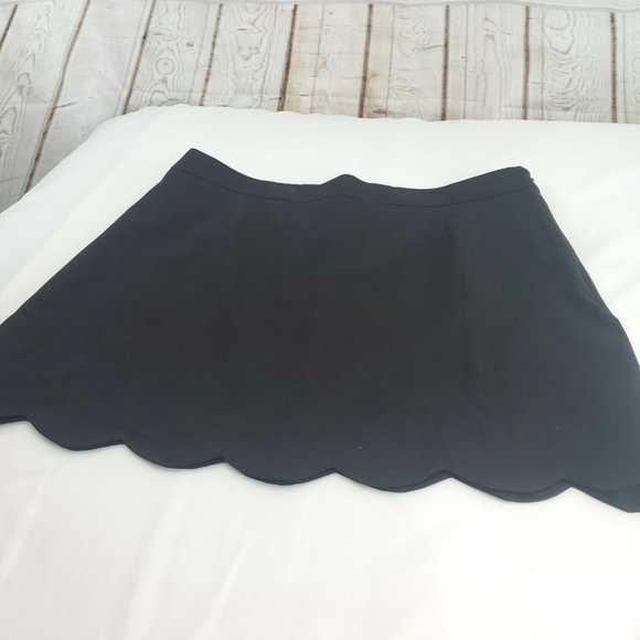 Asos Womens Black Comfort Side Zip Scalloped Hem Short A Line Skirt Size 14 - Picture 2 of 11